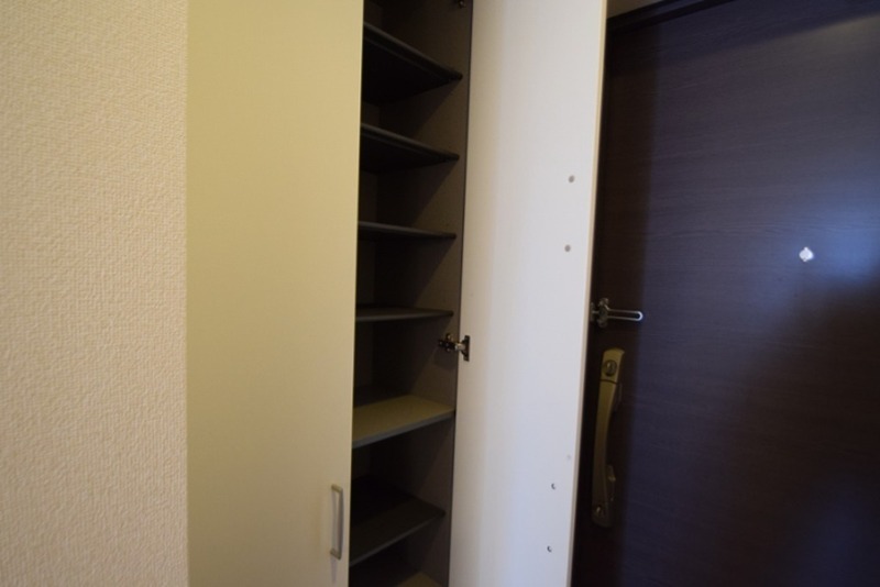 ベルヴュコート湘南 玄関