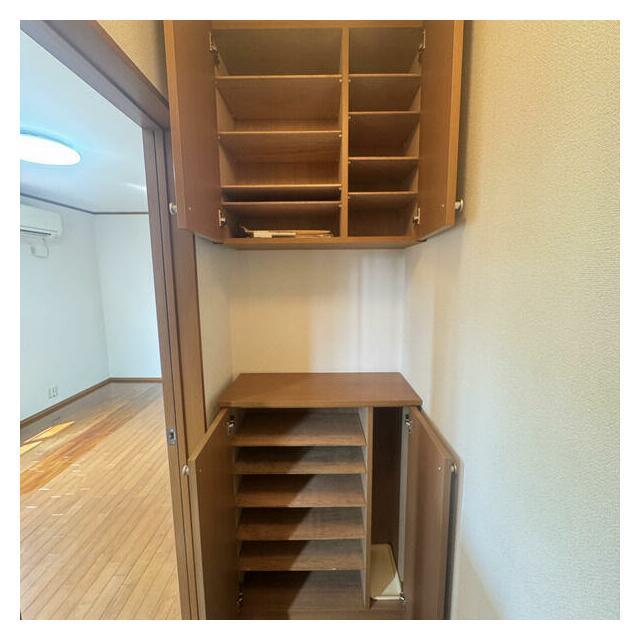 ヘーベルココ湘南 玄関