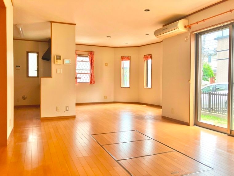 戸室戸建 リビング