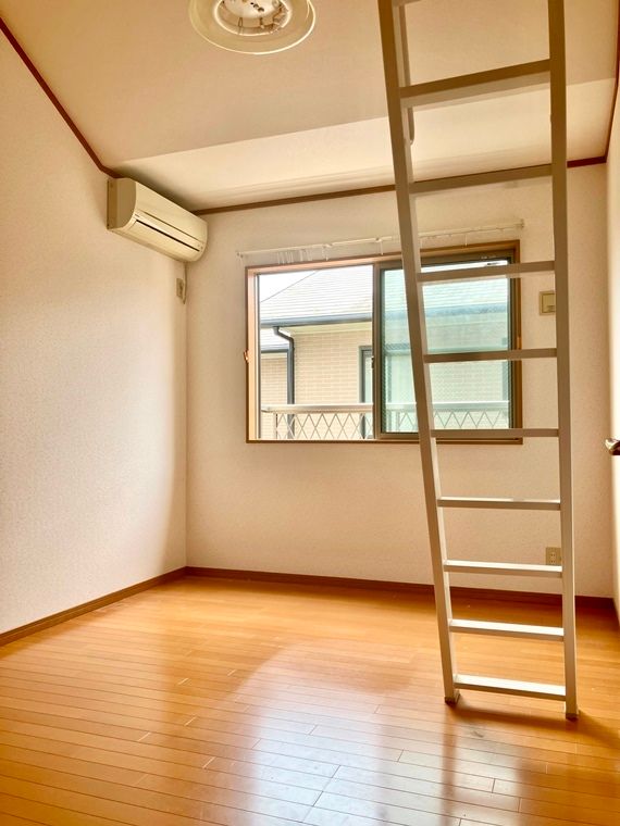 戸室戸建 ベッドルーム