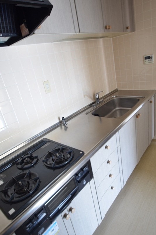 リアルヒルズ善行 キッチン