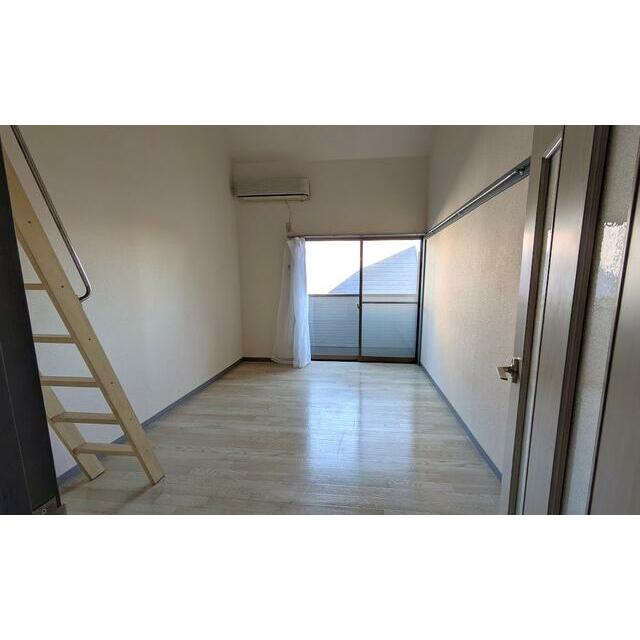 リバービュー リビング