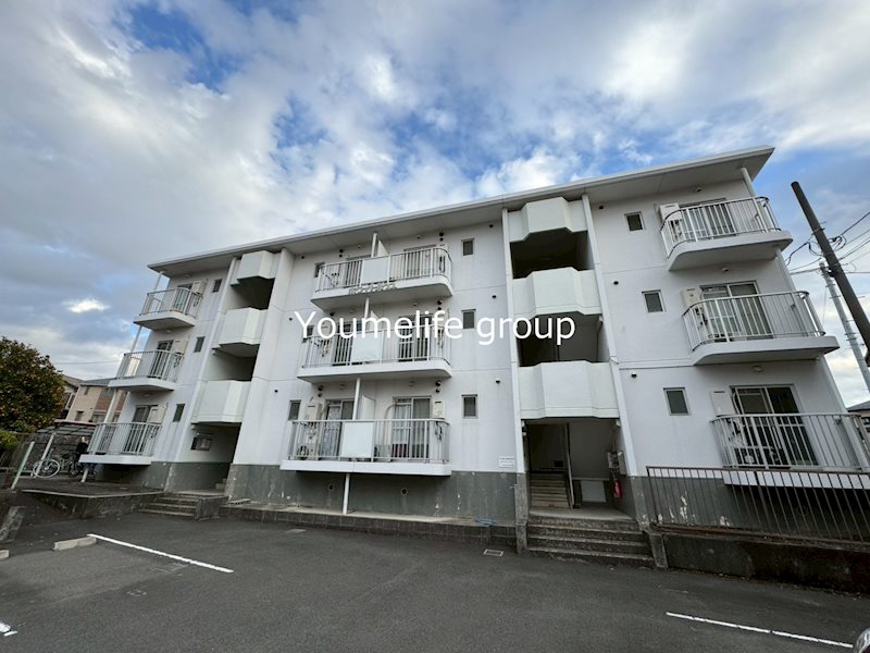 ホワイトハウス 202号室 外観