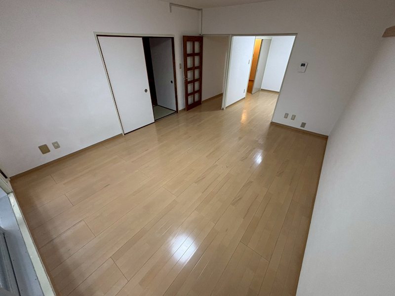 辻堂駅前ハイツ４号棟 リビング