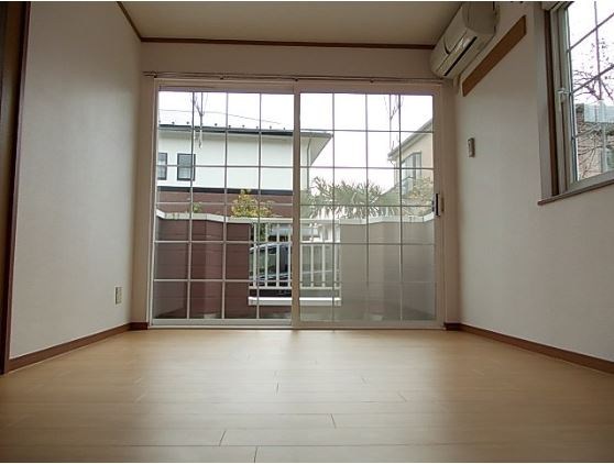 クレストール彩 リビング