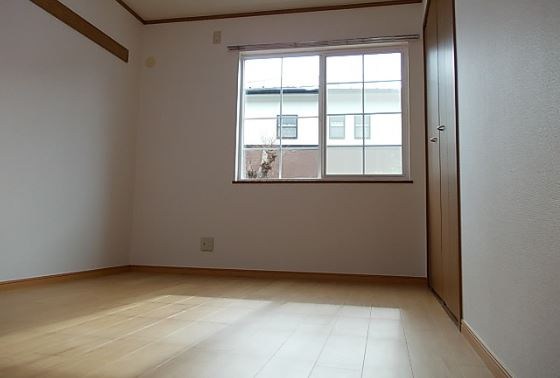 クレストール彩 ベッドルーム