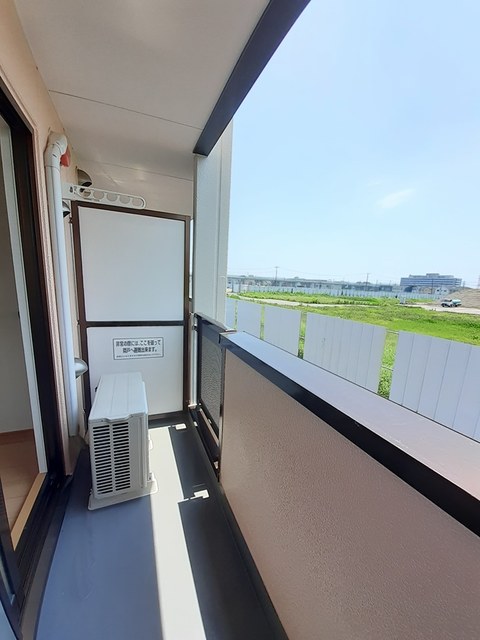 ウエスト　メゾン ベランダ