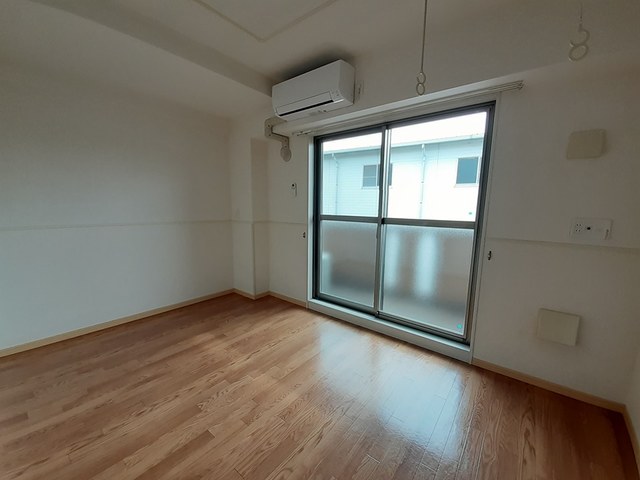 リバーサイド・ブリーズＩＳＭ リビング