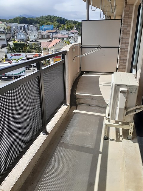 アンソレイエ　アオキ ベランダ