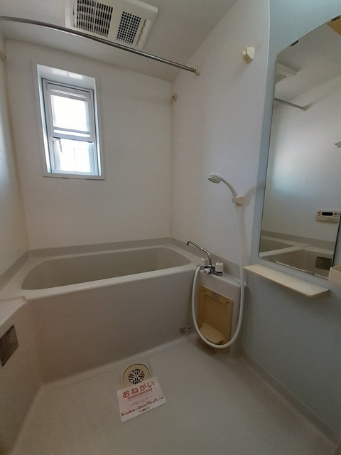 Ｙ．クルメン 風呂画像