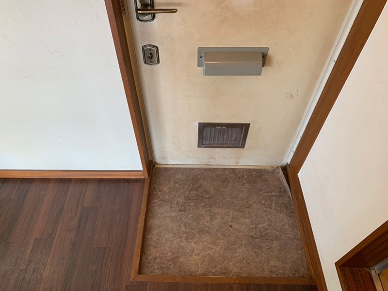 コーポシャルマン 玄関