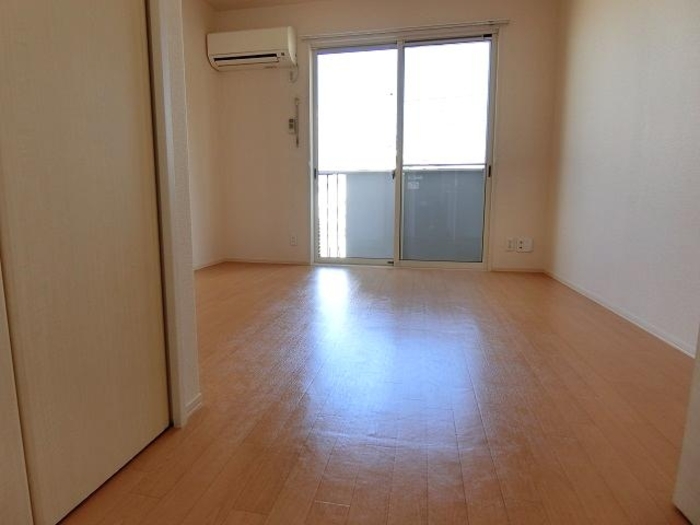 グランモア柳川ＡＢ　B リビング