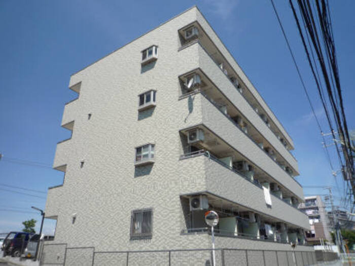 GLOIRE MANSION 107号室 外観