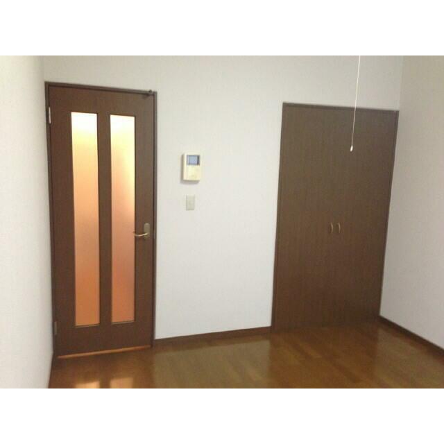 アンプルール　湘南ヒルズ リビング