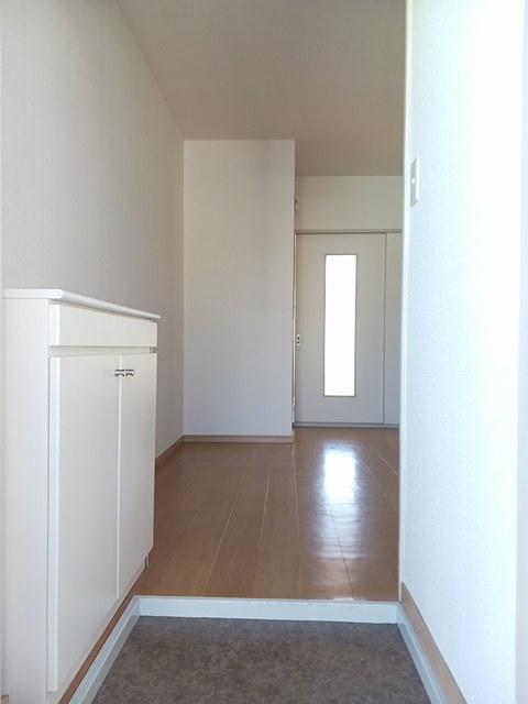 ニューシティハイツ 玄関