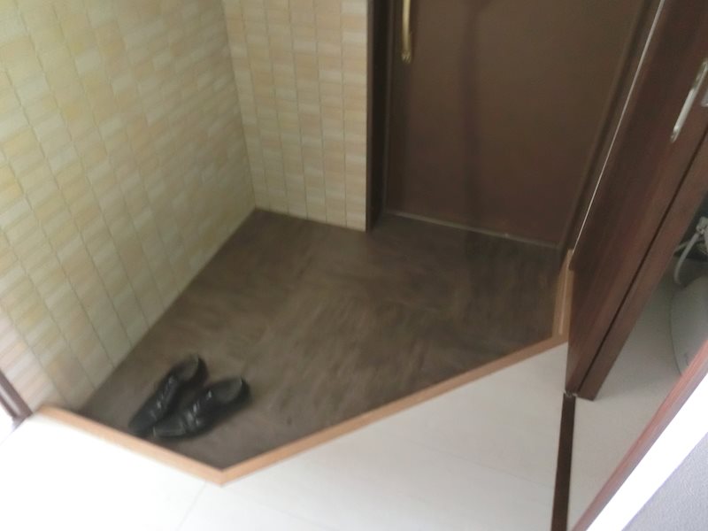 ドマーニ伊勢原 玄関