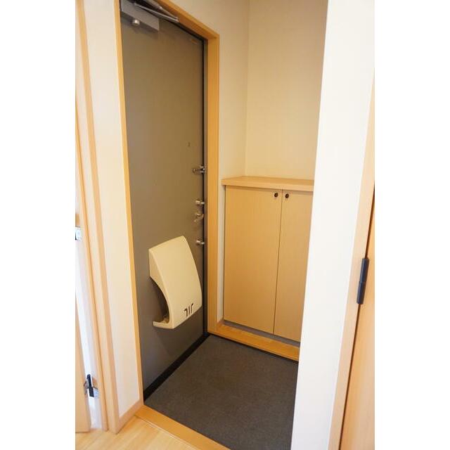 スカイヒルズＢ 玄関