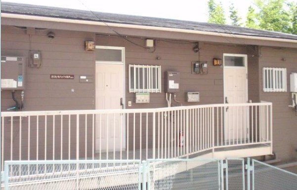 カツヒサハイツ平戸 102号室 外観