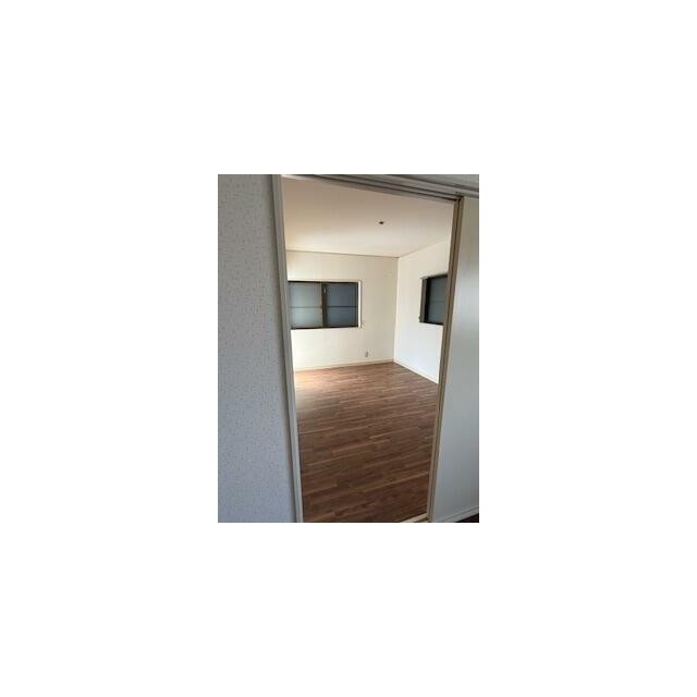 大胡田ハイツB リビング