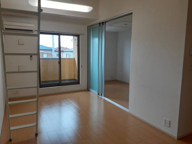 ヴァイオレットヒルズ リビング