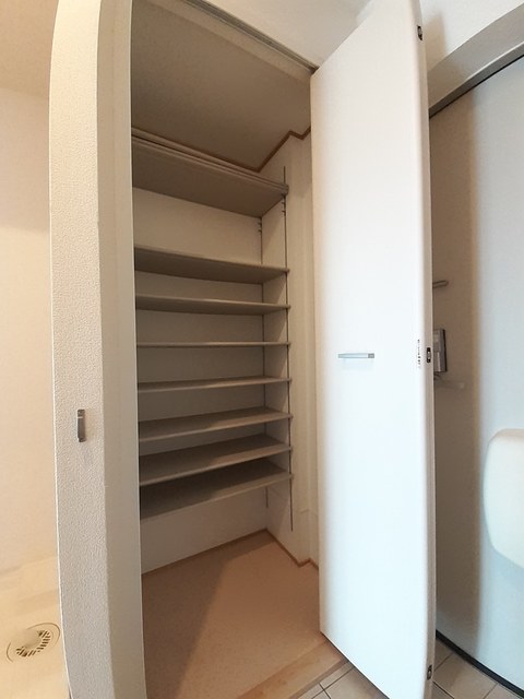 ラウレア その他5