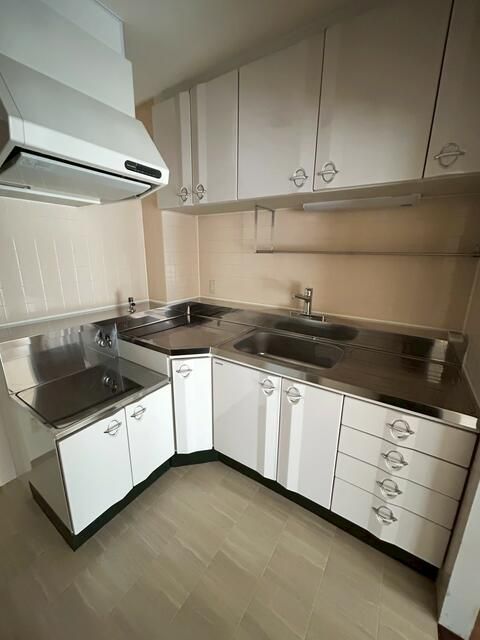 ロイヤルステージ弥生台 キッチン