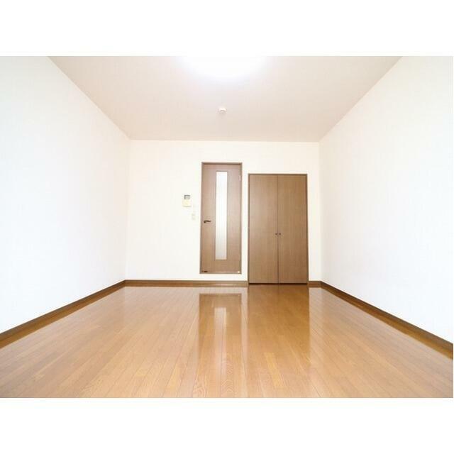 アンプルールブワ湘南 リビング