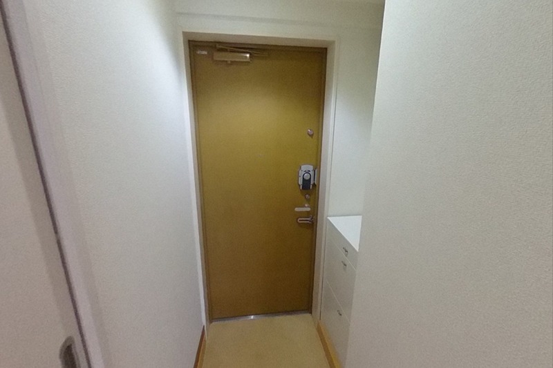 メゾン・ド・クラ 玄関