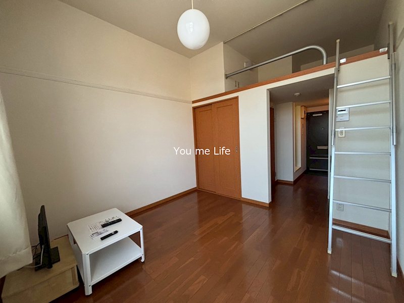 レオパレス横浜とつか リビング