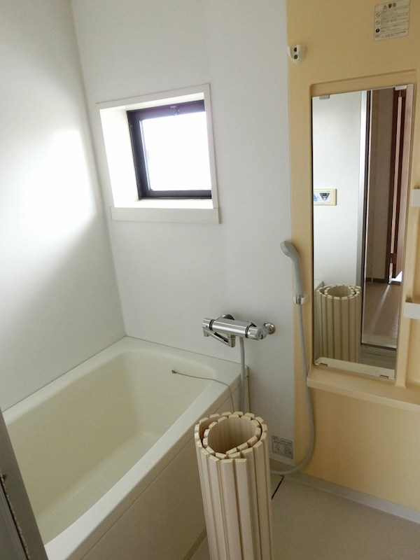 ブラウニーコート 風呂画像