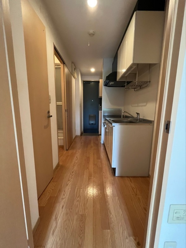 サンシャテロ湘南 玄関