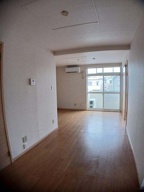 ハピネス渋谷 リビング