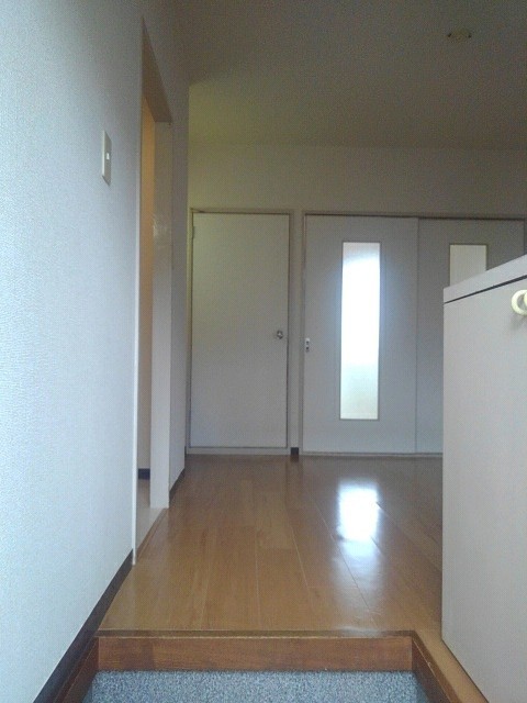 ニューシティ湘南Ａ 玄関