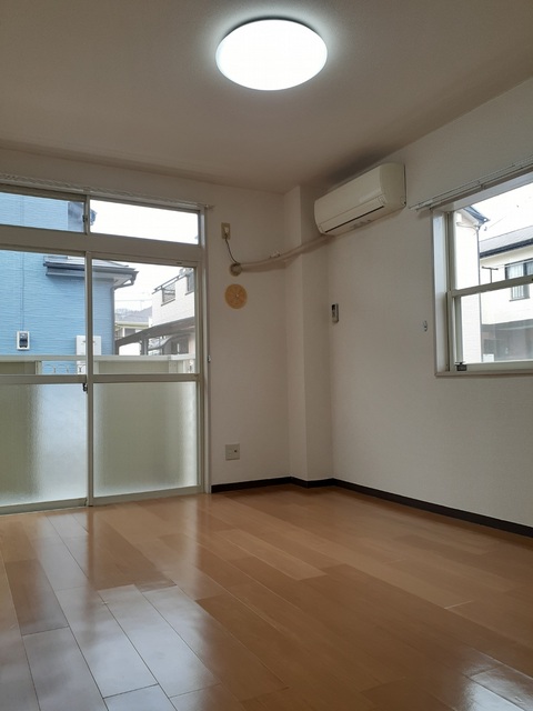 ニューシティ湘南Ａ リビング