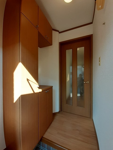 エーデル泉ヶ丘Ｃ 玄関