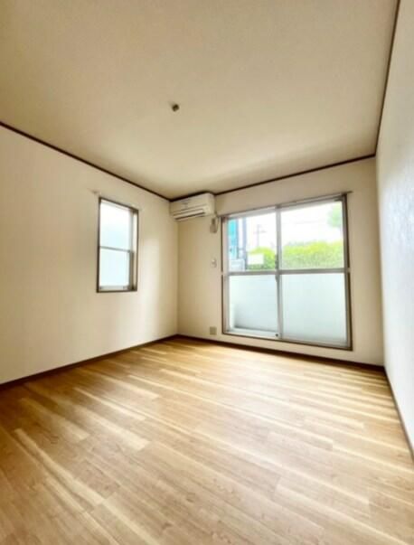 メローフラッツ湘南 リビング