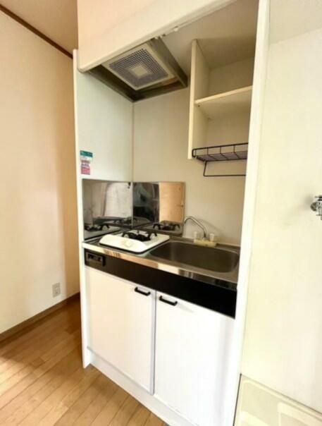 メローフラッツ湘南 キッチン