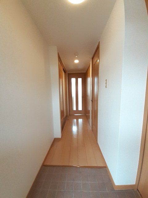 ヴェルグ広貴 玄関