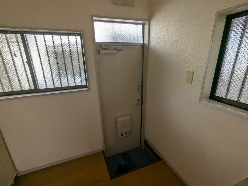 第5ファミリーハイツ 玄関