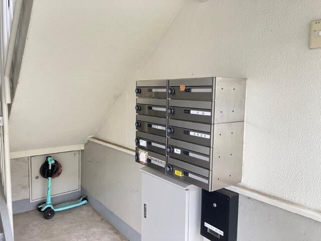 港南台めじろ団地３８号棟 その他外観2