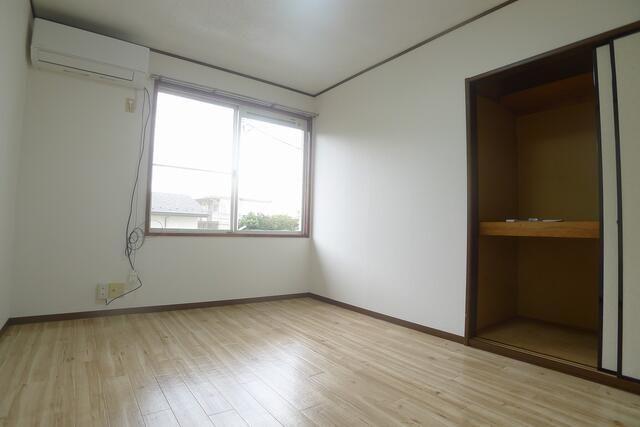 第５クレスト吉原 ベッドルーム