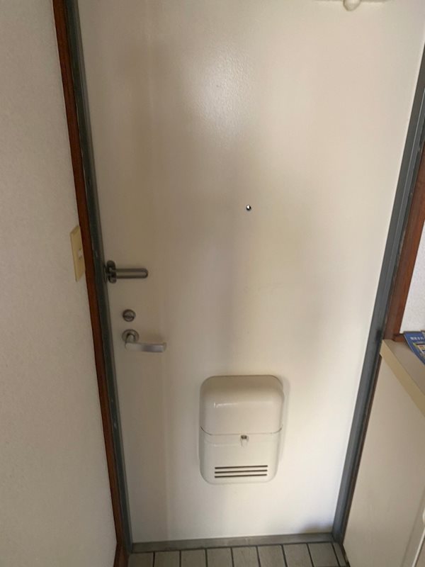 冨貴堂ビル 玄関