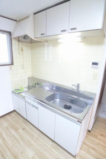 第５クレスト吉原 キッチン