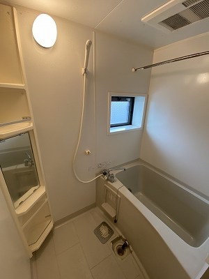 コート・フローラＢ 風呂画像