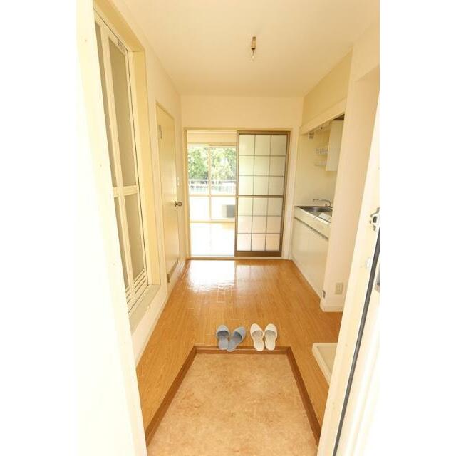 クレール梨木 玄関