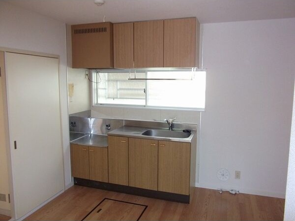 サニーハイツ神戸B キッチン