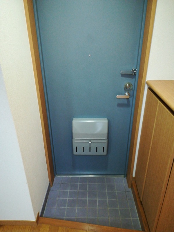 エール湘南台 玄関