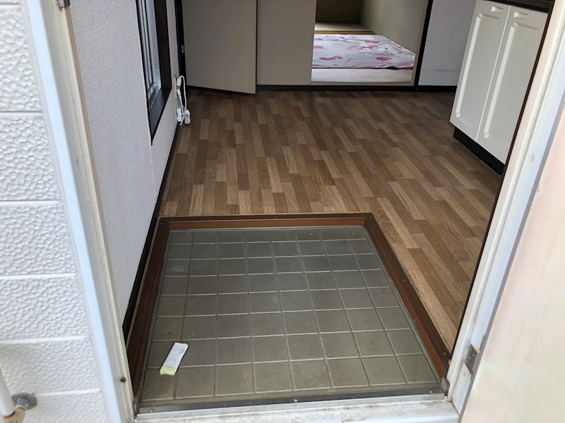 ロイヤル湘南 玄関