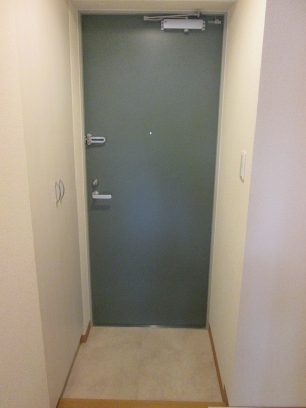 アース湘南台 玄関