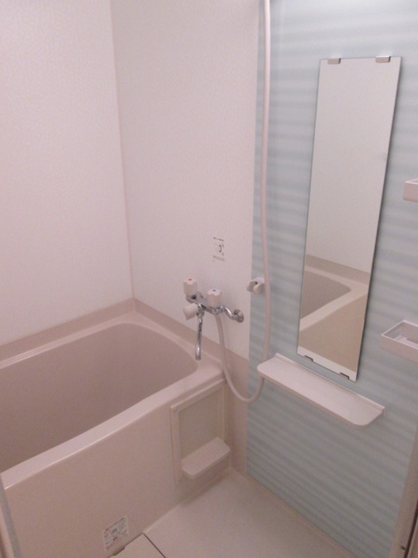 アース湘南台 風呂画像